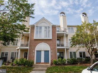35 Natalie Ct, Levittown, PA 19057