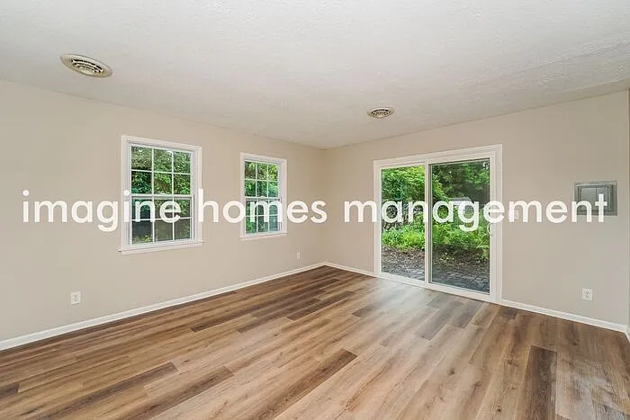 7481 Primrose Dr — Photo 15