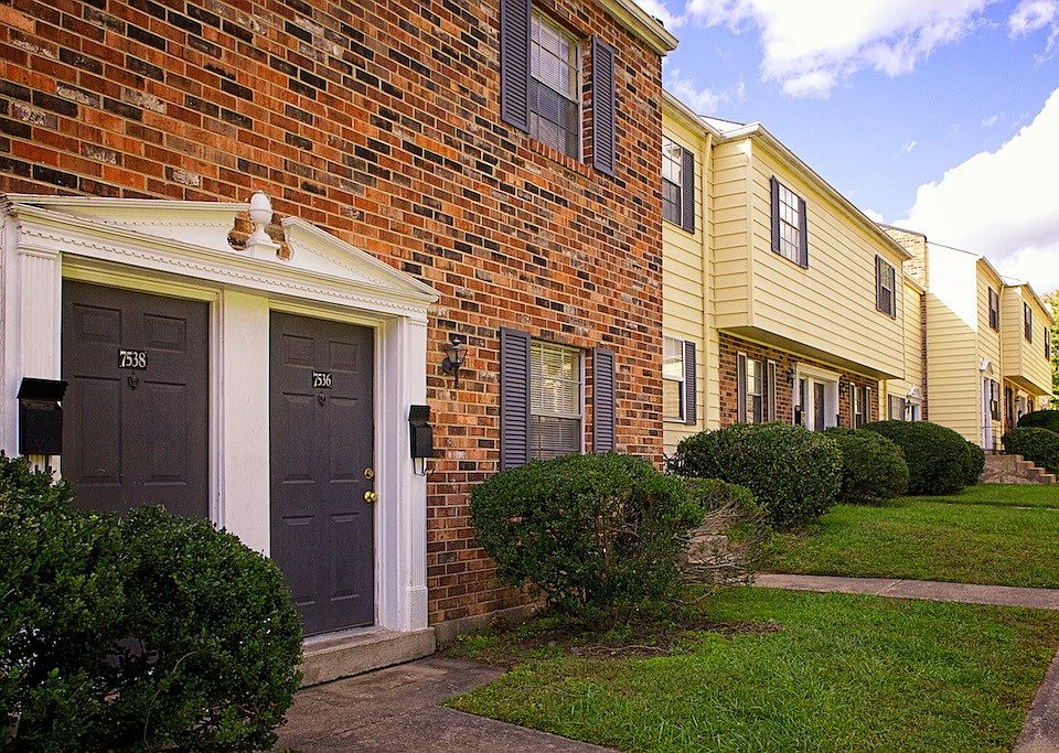 1st image of 7540 Carnaby Ct