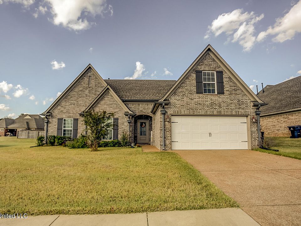 1st image of 188 Magnolia Gardens Dr