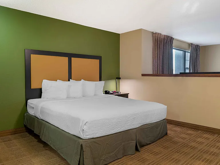 Superior Studio - 1 King Bed