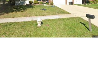 34015 Cherry Hill Ln, Chesterfield, MI 48047