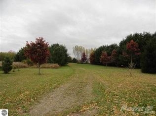 3505 S Rolland Rd, Remus, MI 49340