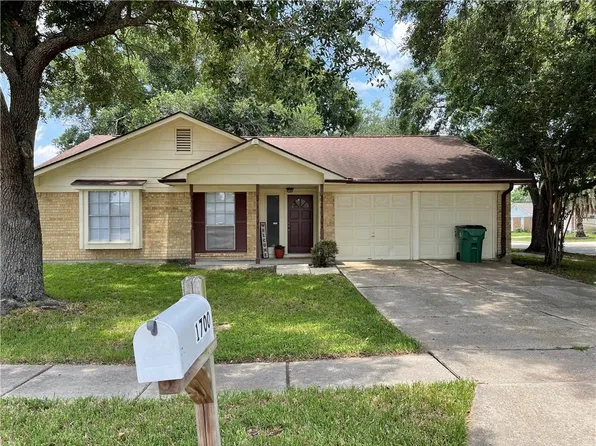 1700 Stall Dr, Harvey, LA 70058
