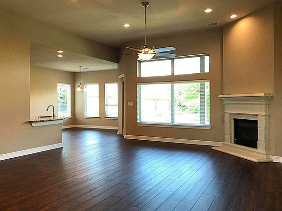 4th image of 111 Camden Hills Dr