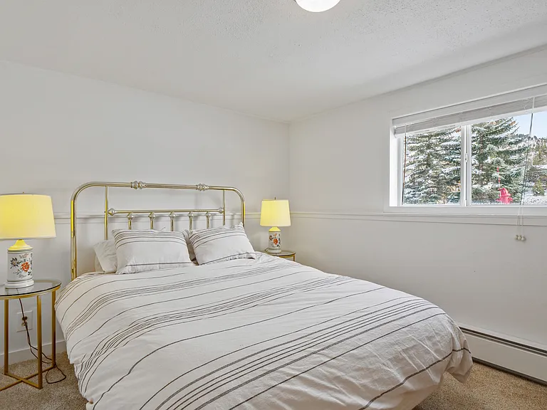 461 Cascade Cir — Photo 26