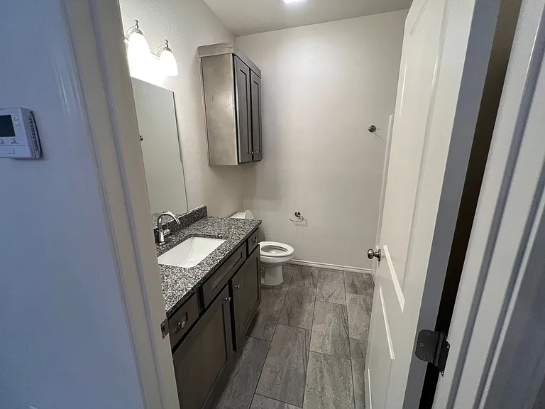 1124 N 7th St — Photo 10
