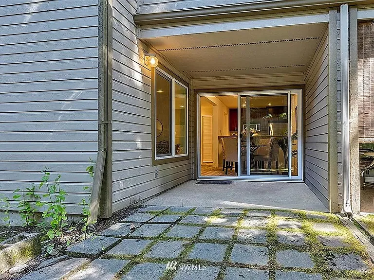 14609 NE 45th St #E7 — Photo 23