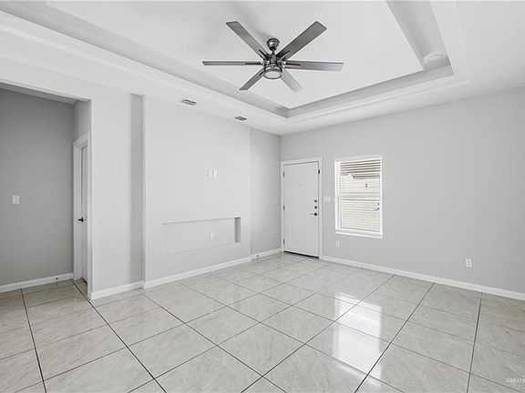2nd image of 1609 Angelina Dr