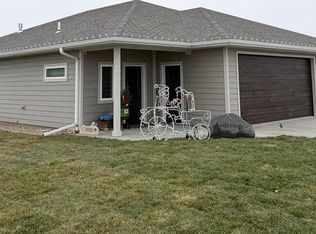 3734 Lincoln Ave, Spirit Lake, IA 51360