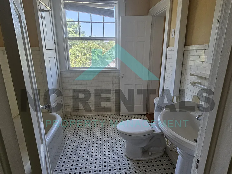 521 Park Pl — Photo 21