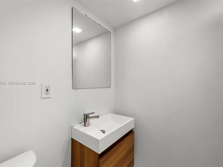 19390 Collins Ave #1519 — Photo 14