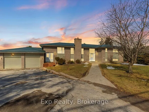 267 County Road 28, Prince Edward County, ON K8N 4Z7