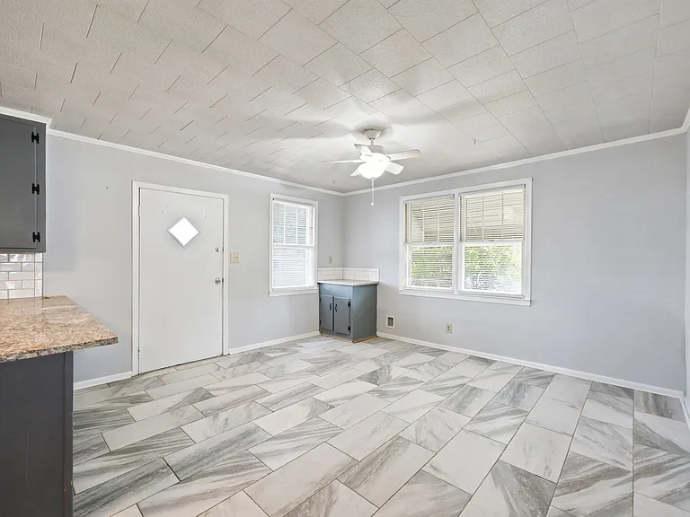 3604 Hydrangea St — Photo 14