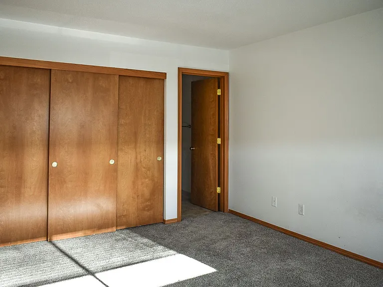 Casa Grande Apartments — Photo 11