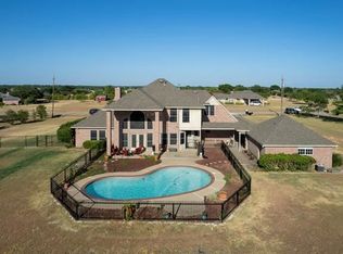 205 Seneca Dr, Waxahachie, TX 75165