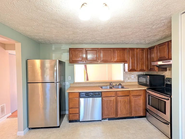 119 Sandalwood Ct — Photo 5