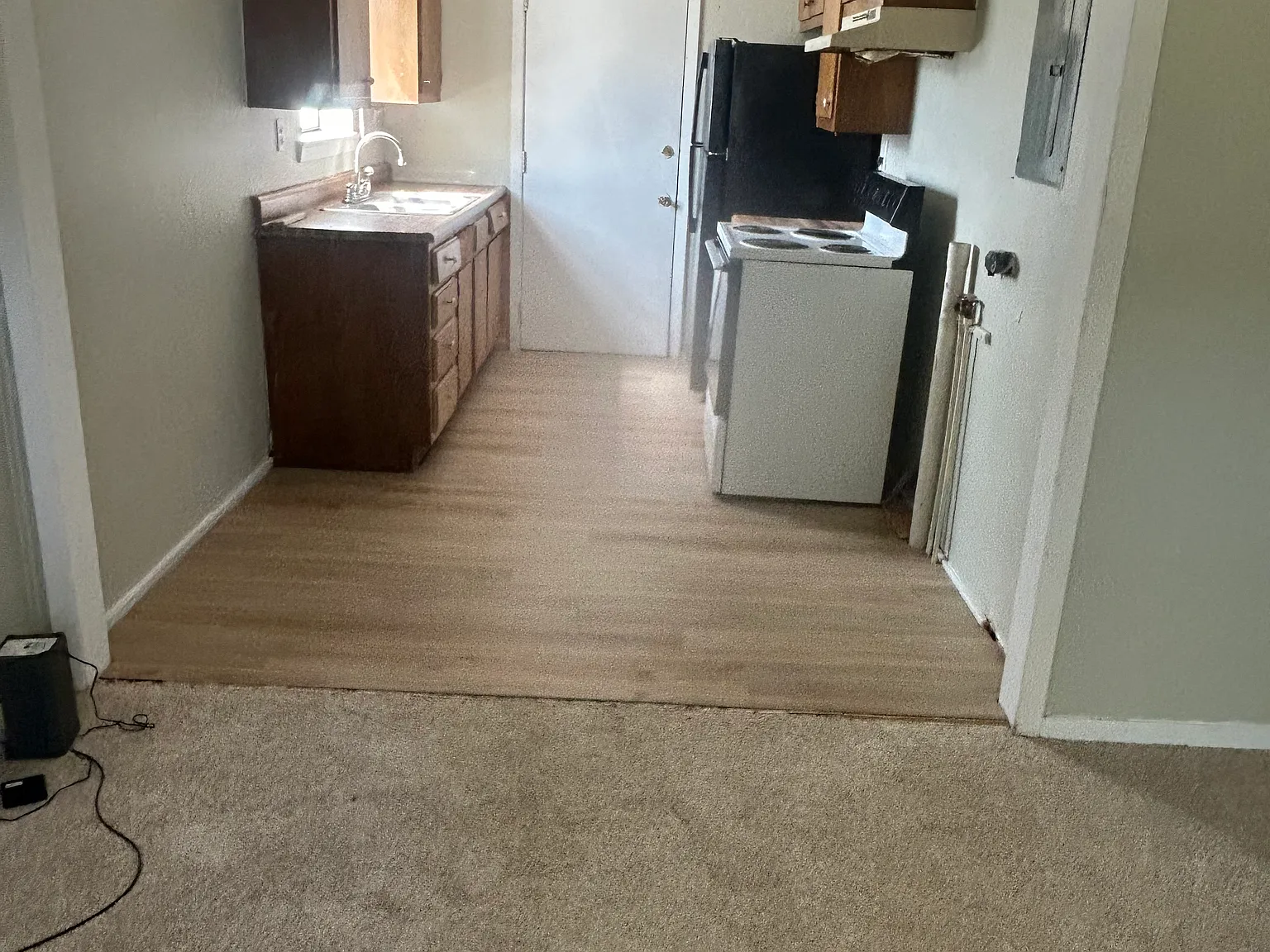 2 bed, 950 sqft, $800 — Photo 2