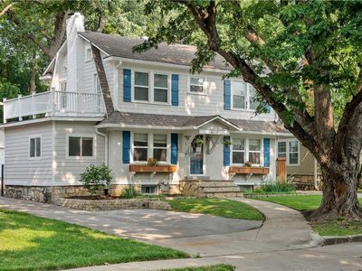 6330 Oak St, Kansas City, MO, 64113