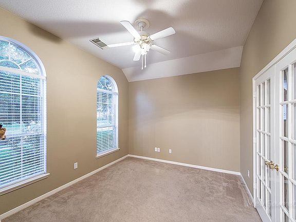 3rd image of 16647 Roseglade Dr