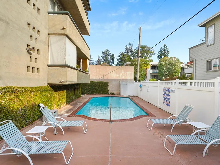 960 San Pasqual St #104 — Photo 22