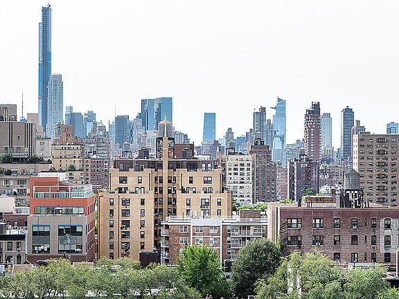5th image of 27 W 96th St APT 15C