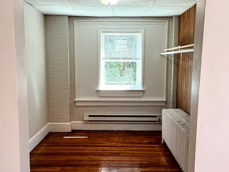 1411 E King St #6 — Photo 24
