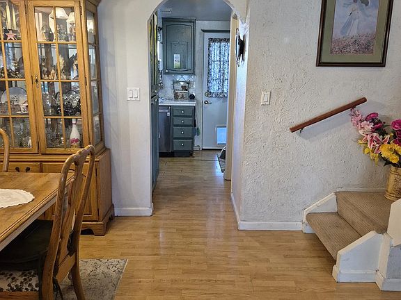 4th image of 990 E Main St #El