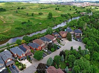 1169 Barnswallow Ct, Mississauga, ON L5V 2J6