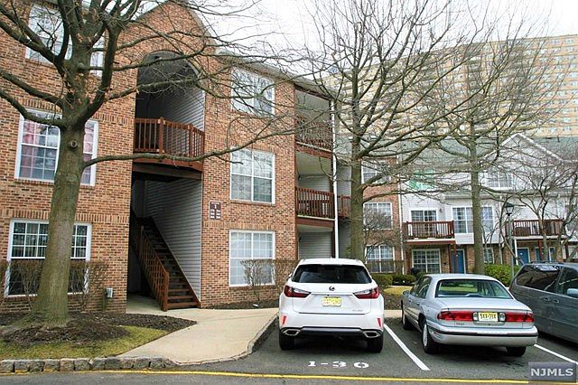 1st image of 262 Village Circle Dr #1213