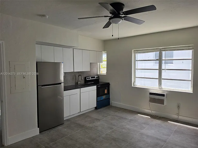 1965 Calais Dr #7 — Photo 12