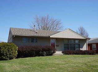 1202 Eastern Dr, Urbana, IL 61801