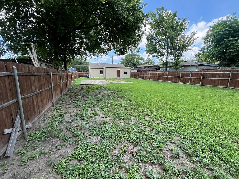 7046 Forney Rd — Photo 20