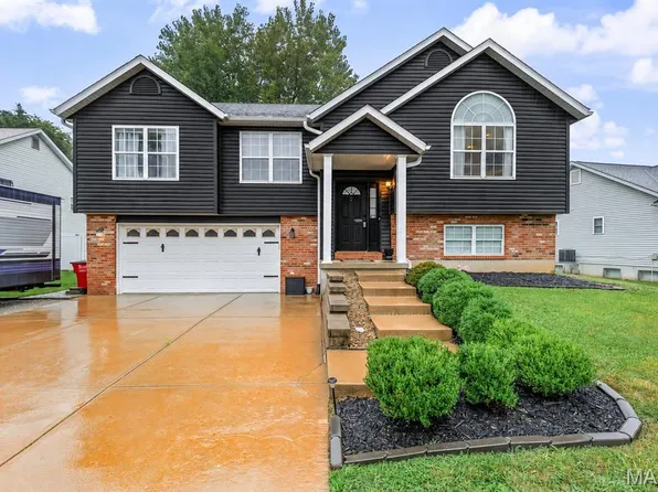 104 Williamsburg Dr, Crystal City, MO 63019