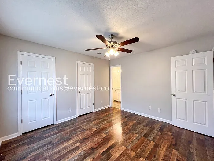 7266 Illinois Central Ave — Photo 10