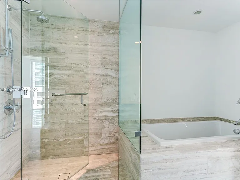 2900 NE 7th Ave #801 — Photo 15