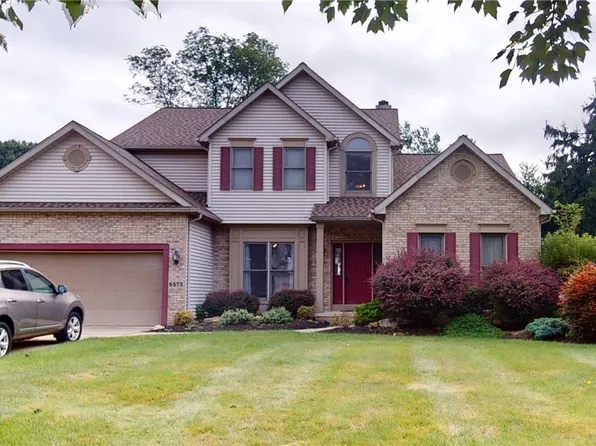8573 Deep Cove Dr, Northfield, OH 44067