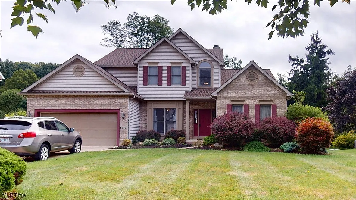 8573 Deep Cove Dr photo 1