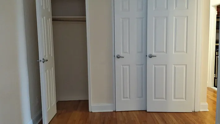 Rented by Realty Queens LLC | media 26