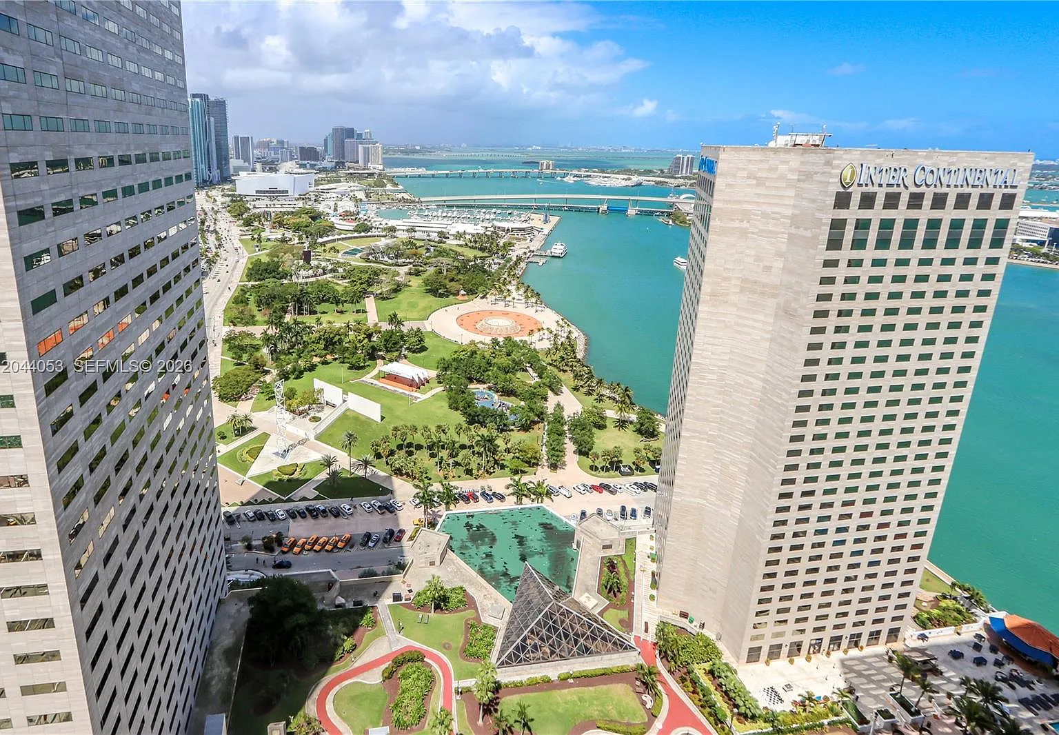 One Miami West Condo — Photo 1