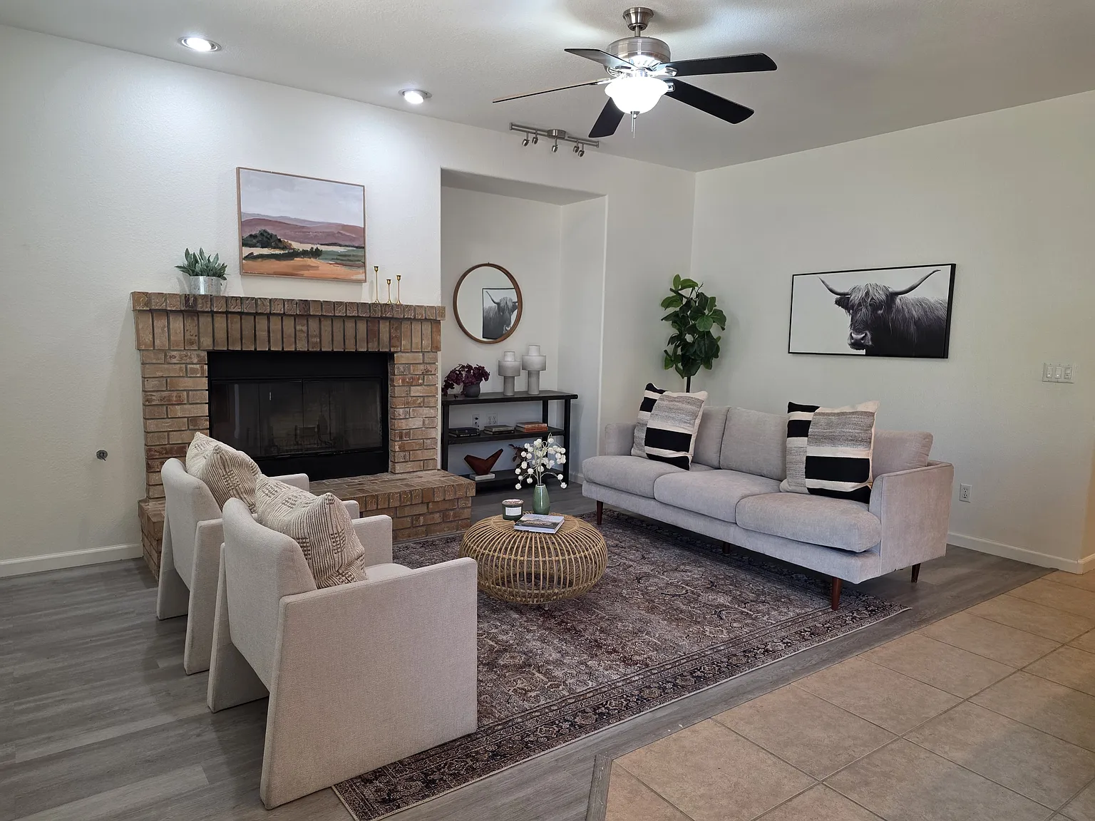5 bed, 2566 sqft, $3,400 — Photo 4