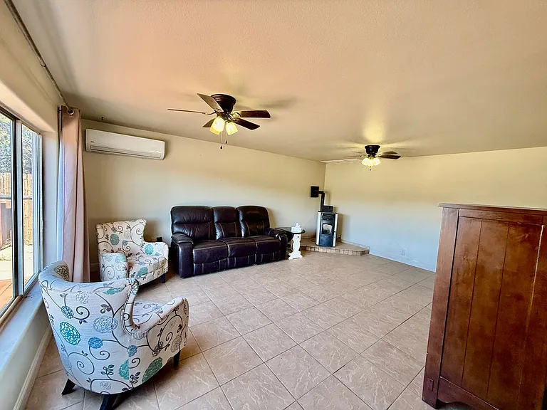 1404 N Rome Way — Photo 14