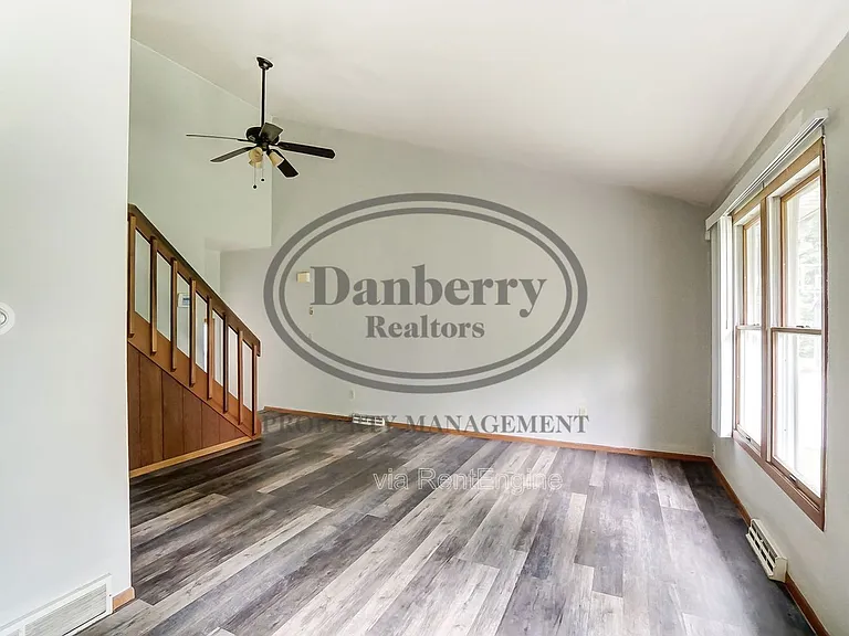 3164 Kylemore Rd — Photo 5