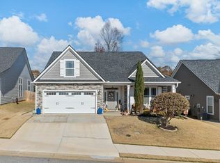 205 Loxley Dr, Simpsonville, SC 29680