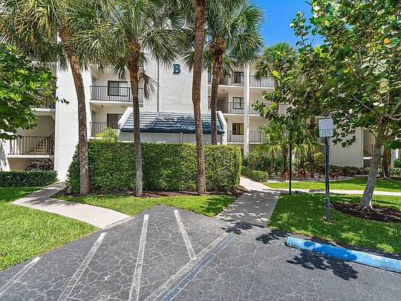 3rd image of 1605 S Us Highway 1 APT B205