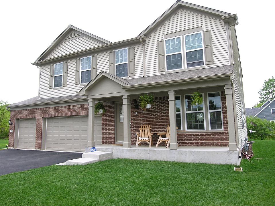 1st image of 3913 Harmony Dr