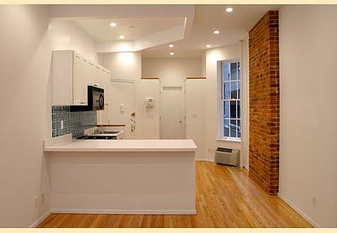 2nd image of 316 E 82nd St APT 1RE