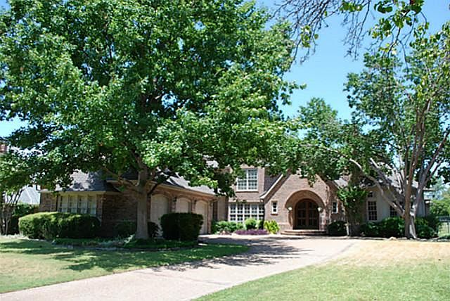 1st image of 1917 Macgregor Dr