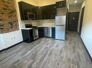 317 E 74th St APT 2C, New York, NY 10021