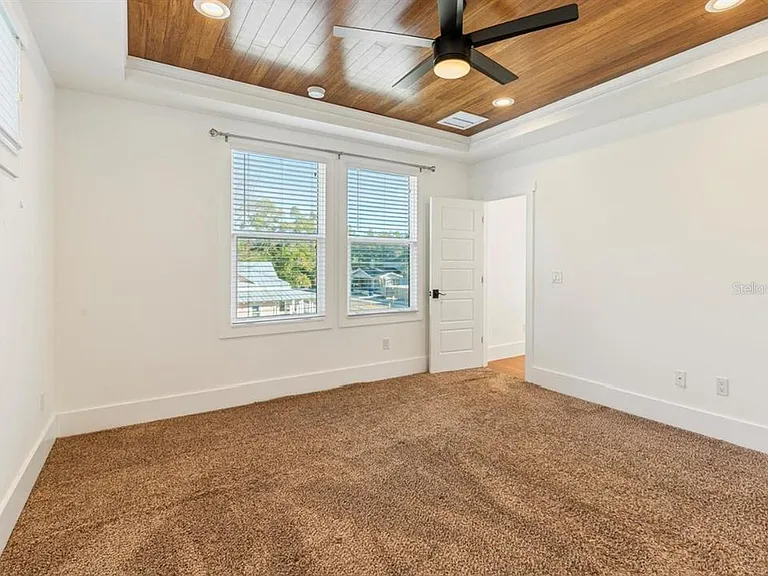 214 E Floribraska Ave — Photo 20